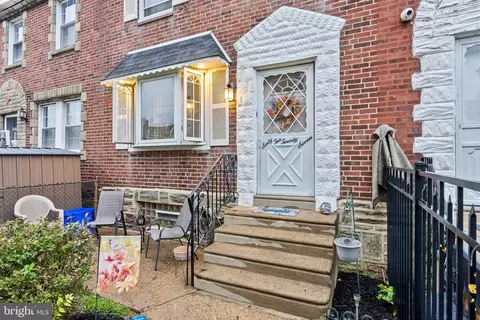 6227 Montague St, Philadelphia, PA 19135