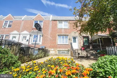 7222 Erdrick St, Philadelphia, PA 19135