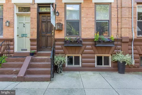 530 Queen St, Philadelphia, PA 19147