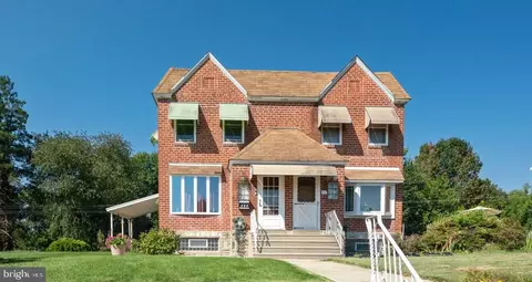828 Medway Rd, Philadelphia, PA 19115
