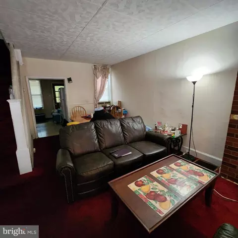 2524 S 63rd St, Philadelphia, PA 19142