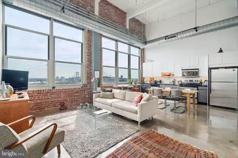 444 N 4th St #813, Philadelphia, PA 19123