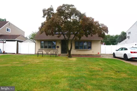 2834 Normandy Dr, Philadelphia, PA 19154