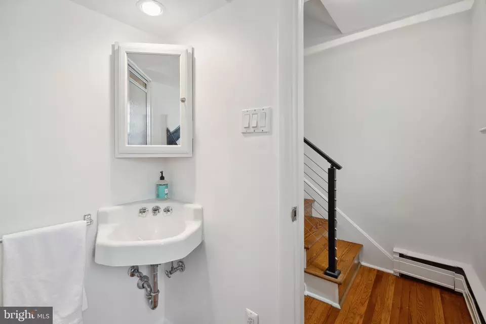  2019 Lombard St, Philadelphia, PA 19146 photo 17