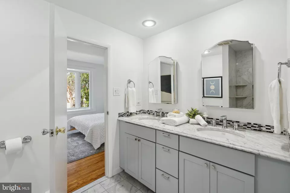  2019 Lombard St, Philadelphia, PA 19146 photo 36