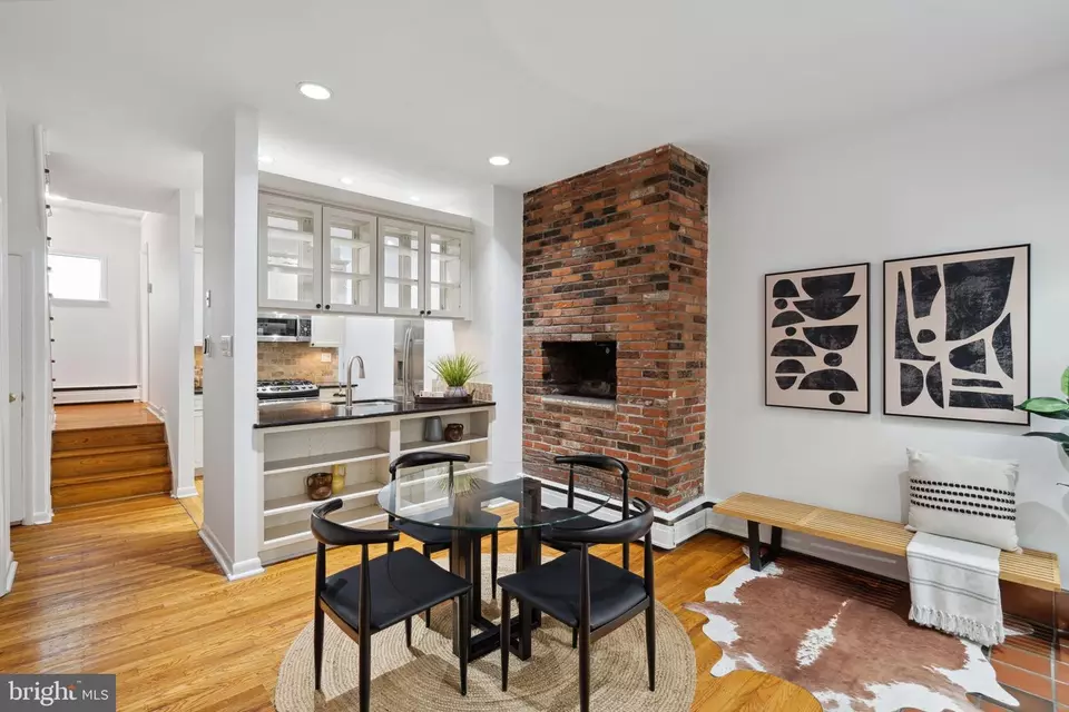  2019 Lombard St, Philadelphia, PA 19146 photo 3