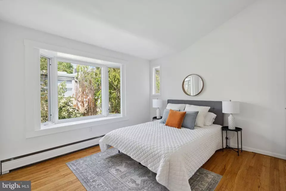  2019 Lombard St, Philadelphia, PA 19146 photo 32