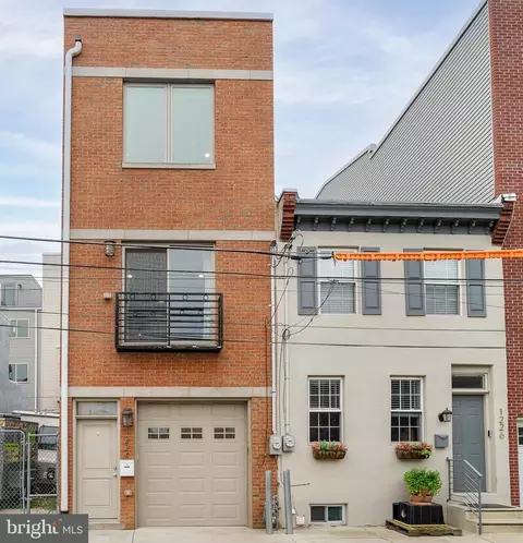 1224 Alter St, Philadelphia, PA 19147