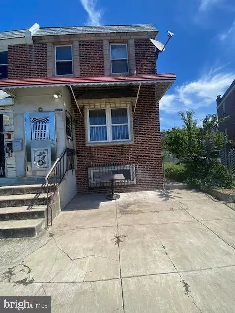 667 Garland St, Philadelphia, PA 19120