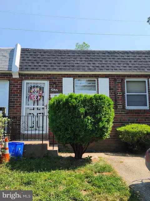 5233 N Franklin St, Philadelphia, PA 19120