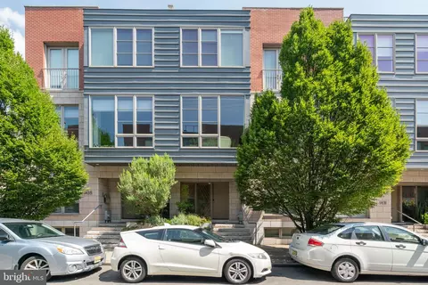 1433 Bainbridge St, Philadelphia, PA 19146