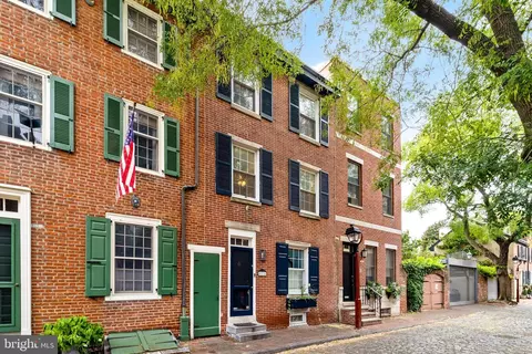514 Cypress St, Philadelphia, PA 19106