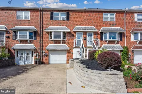 4228 Chalfont Pl, Philadelphia, PA 19154