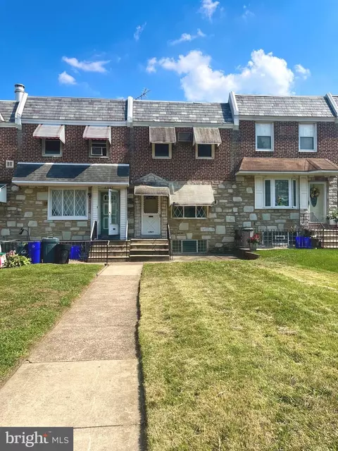 6405 Hawthorne St, Philadelphia, PA 19149