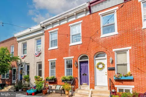 844 N Bambrey St, Philadelphia, PA 19130