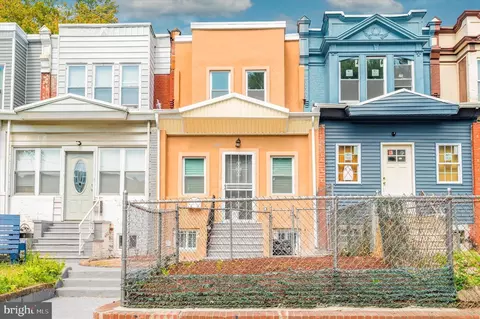 5847 Pentridge St, Philadelphia, PA 19143