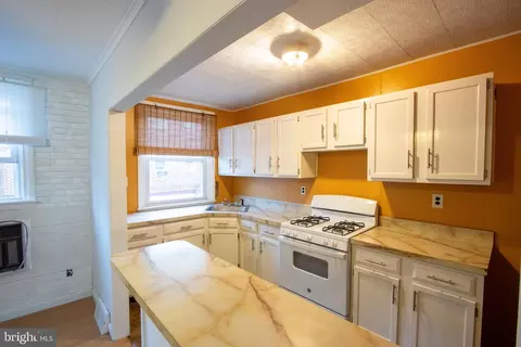 1026 Van Kirk St, Philadelphia, PA 19149