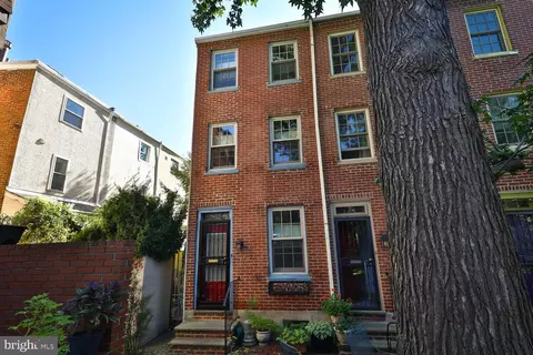 116 Carpenter St #REAR 1, Philadelphia, PA 19147