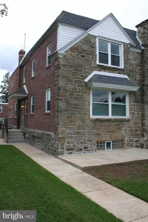 6472 Anderson St, Philadelphia, PA 19119