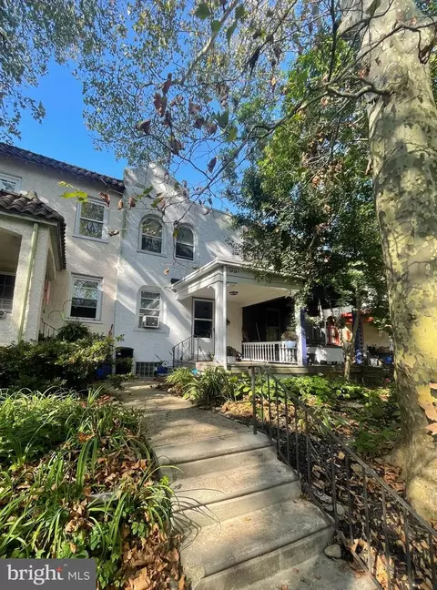 3424 Osmond St, Philadelphia, PA 19129