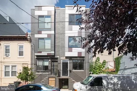 605 Hoffman St, Philadelphia, PA 19148