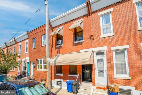 919 Daly St, Philadelphia, PA 19148