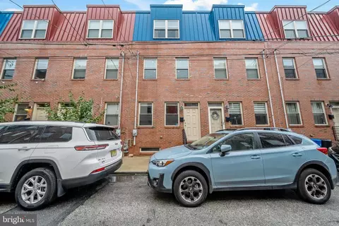 1319 S Chadwick St, Philadelphia, PA 19146