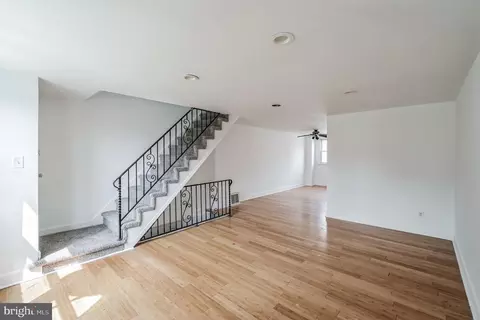 1351 Farrington Rd, Philadelphia, PA 19151