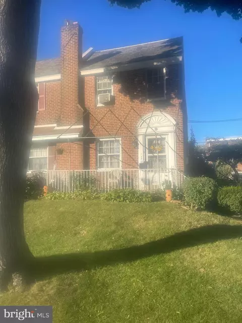 1339 Friendship St, Philadelphia, PA 19111