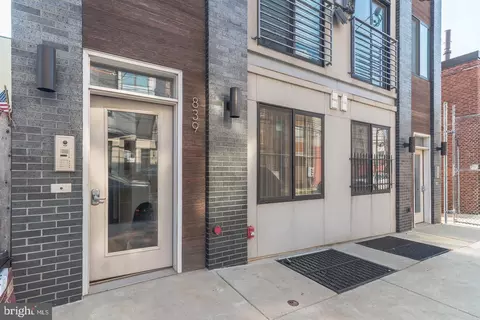 839 N 16th St #1, Philadelphia, PA 19130