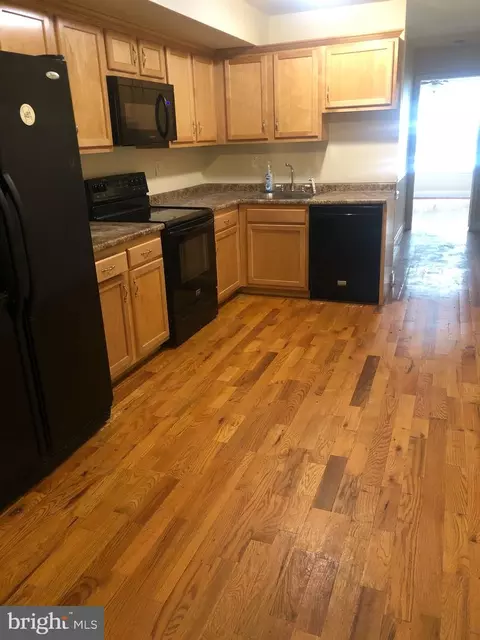 2225 N Park Ave, Philadelphia, PA 19132