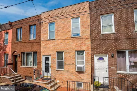 1021 Winton St, Philadelphia, PA 19148