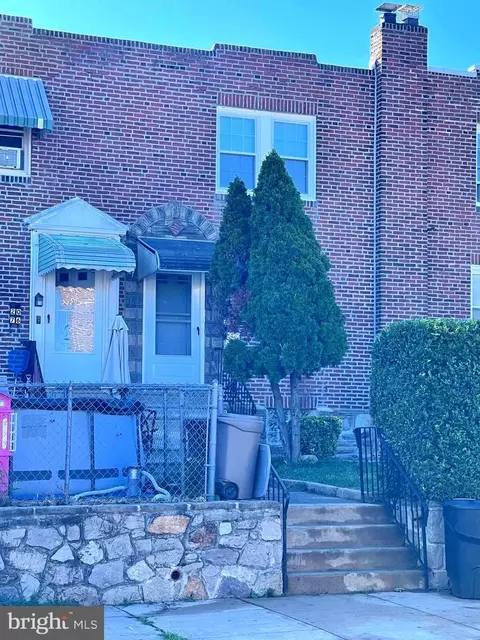 2074 Fraley St, Philadelphia, PA 19124