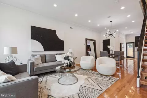 742 S 18th St, Philadelphia, PA 19146