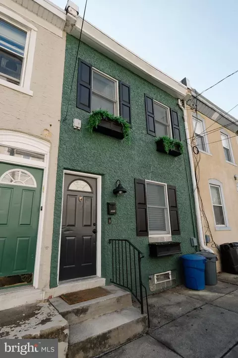 4856 Ogle St, Philadelphia, PA 19127