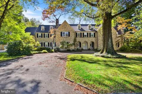 6910 Wissahickon Ave, Philadelphia, PA 19119