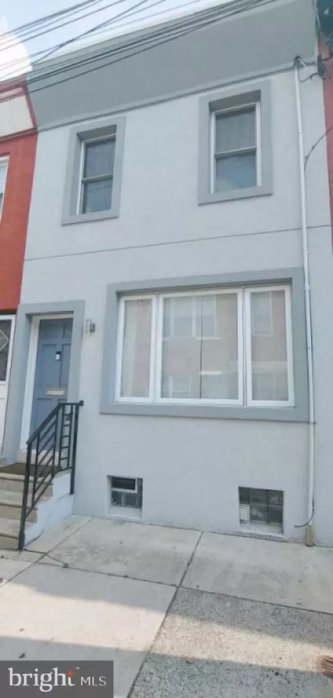 3167 Mercer St, Philadelphia, PA 19134