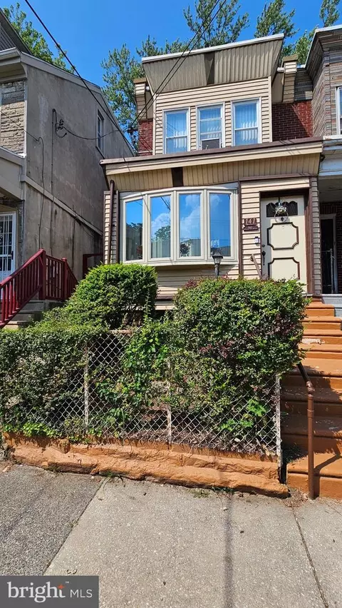 141 E Pleasant St, Philadelphia, PA 19119