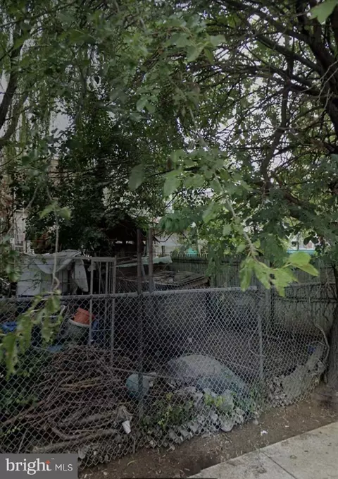 2934 N Leithgow St, Philadelphia, PA 19133