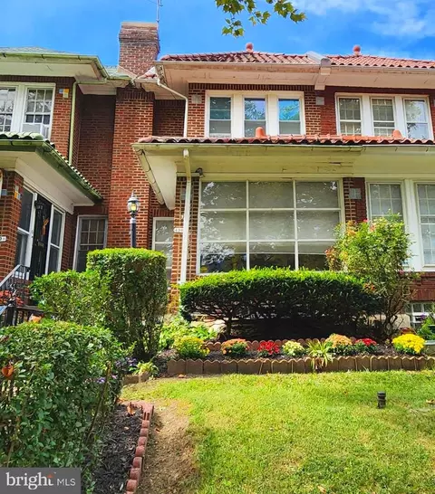 436 S 48th St, Philadelphia, PA 19143