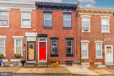 4621 Saint Davids St, Philadelphia, PA 19127
