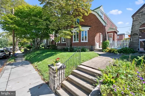 504 Wadsworth Ave, Philadelphia, PA 19119