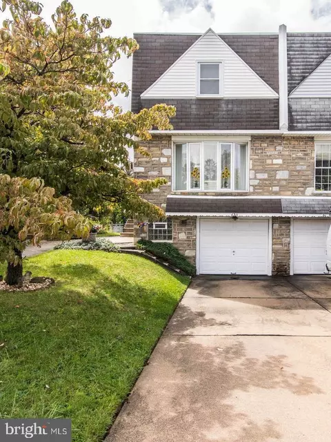 630 Emerson St, Philadelphia, PA 19111