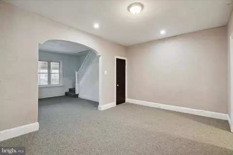5915 Vine St, Philadelphia, PA 19139