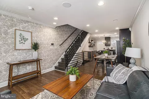 1433 S Colorado St, Philadelphia, PA 19146