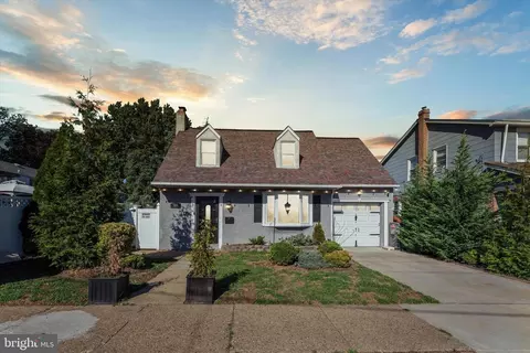 309 Dalton St, Philadelphia, PA 19111