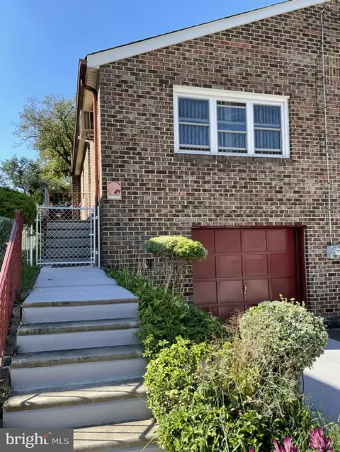 328 Magee Ave, Philadelphia, PA 19111