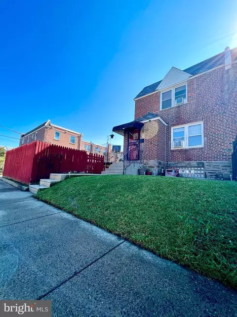 6339 Elmhurst St, Philadelphia, PA 19111