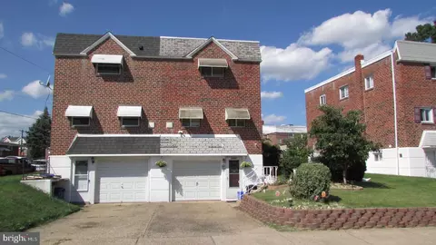 8802 Danbury St, Philadelphia, PA 19152