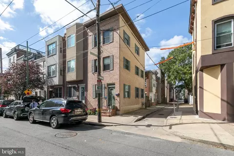 812 S 12th St, Philadelphia, PA 19147